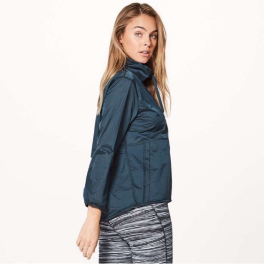 Lululemon Translu Anorak - Picture 2 of 7